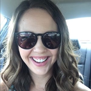 Meet your Posher, Sam